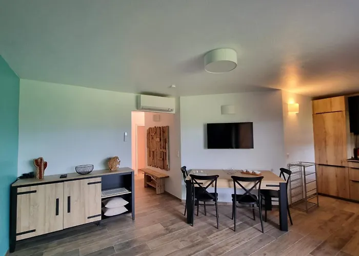 Aparthotel Le Village Marin Porto-Vecchio (Corsica)