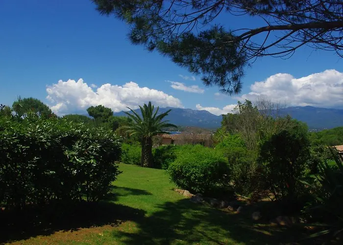 Aparthotel Le Village Marin Porto-Vecchio (Corsica)