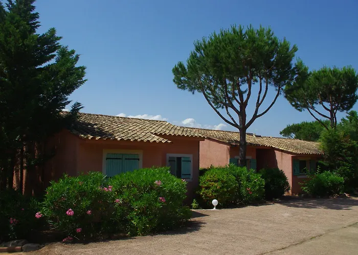 Aparthotel Le Village Marin Porto-Vecchio (Corsica)