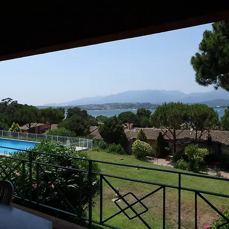 Ξενοδοχείο με διαμερίσματα Le Village Marin 4*
