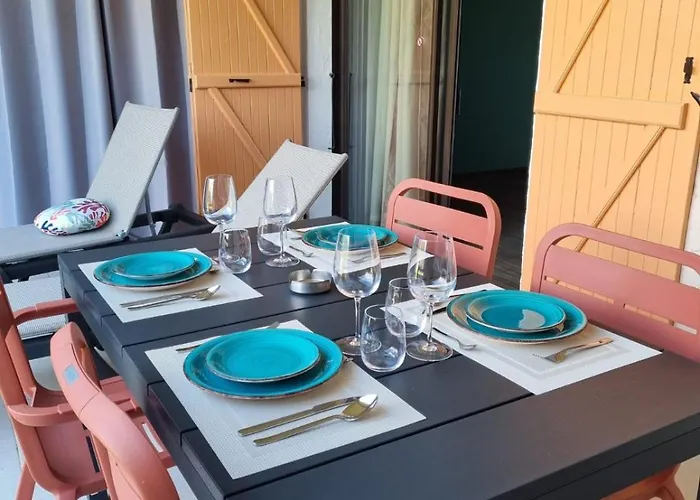 Le Village Marin بورتو فيكشْيو