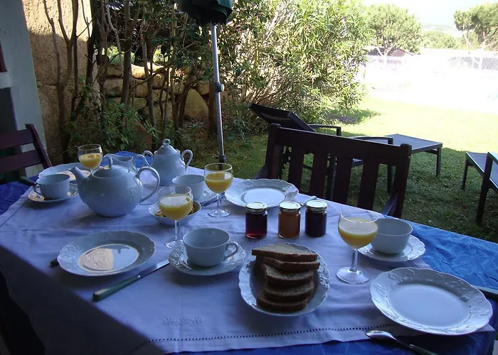 Aparthotel Le Village Marin Porto-Vecchio (Corsica)